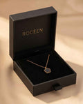 Gold clover pendant necklace set in black gift box