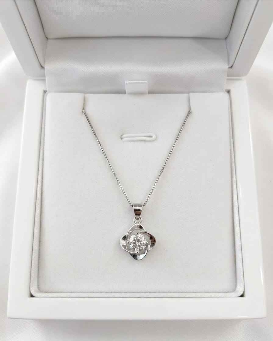 925 sterling silver solitaire pendant necklace in open box with round crystal flower pendant