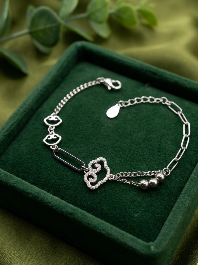 Asymmetrical Heart Charm Bracelet