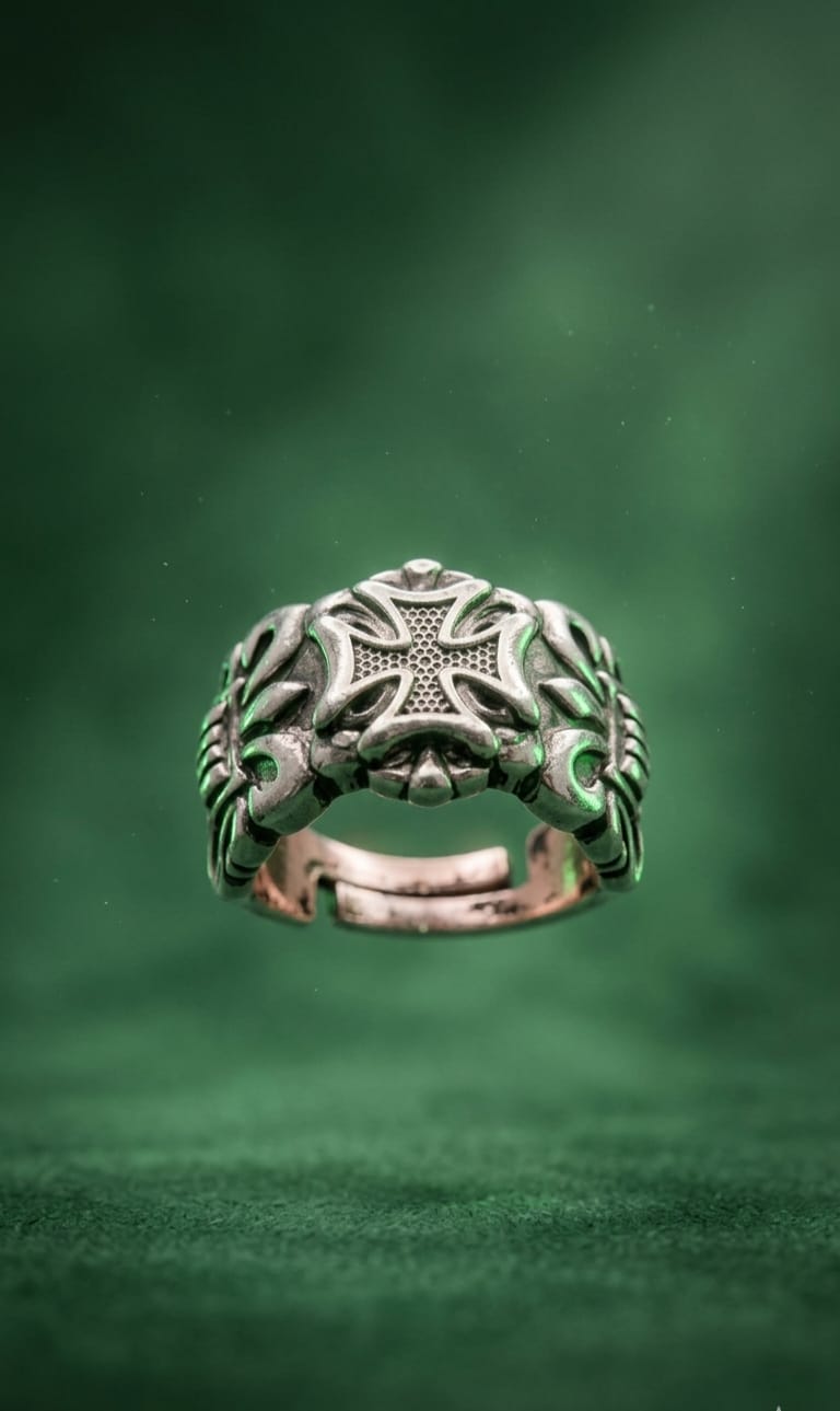 Vintage Floral Engraved Band Ring
